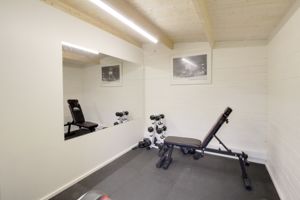 Photo 17- click for photo gallery